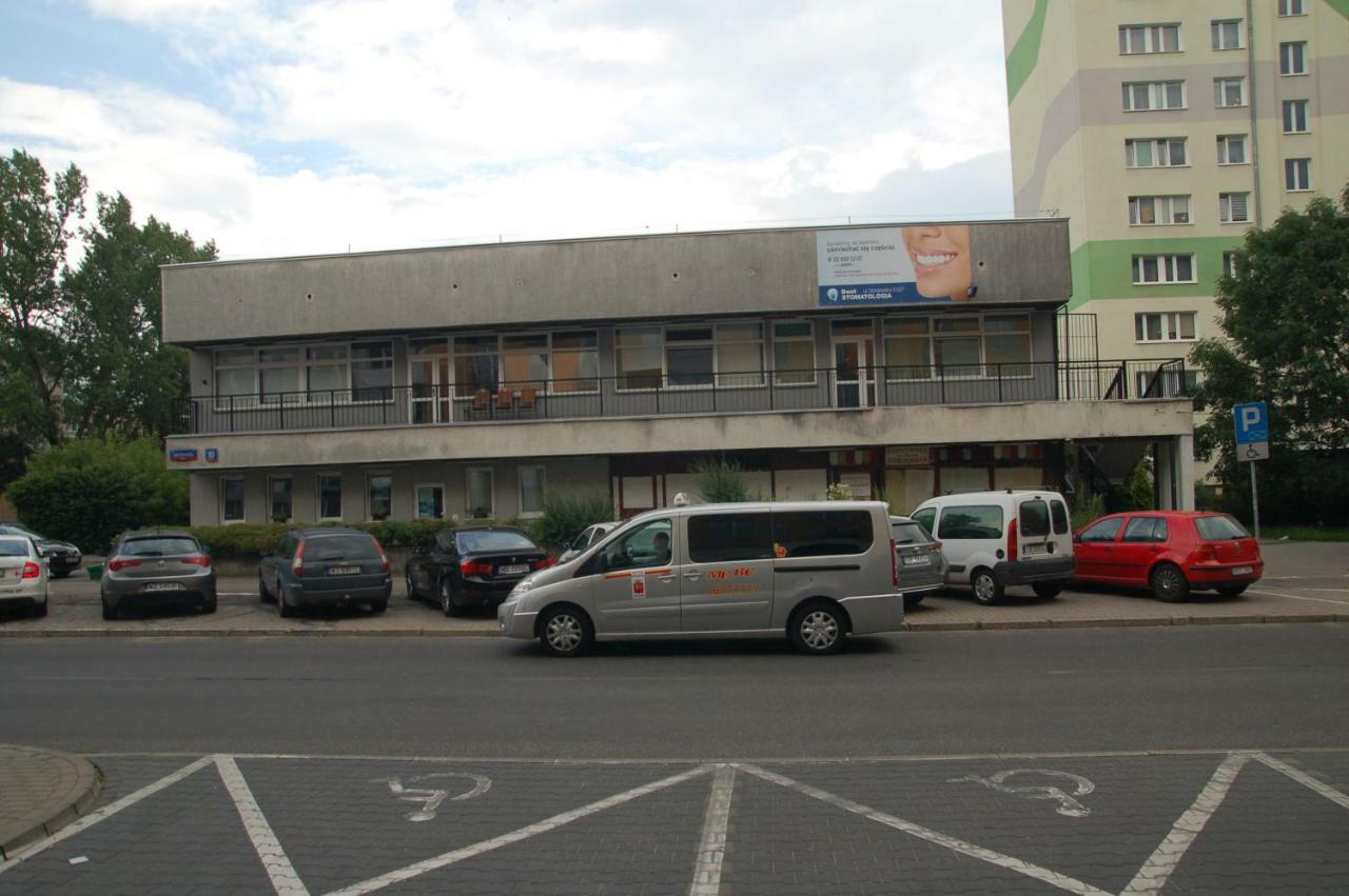 Hostel Family Erasmus Center Βαρσοβία Εξωτερικό φωτογραφία